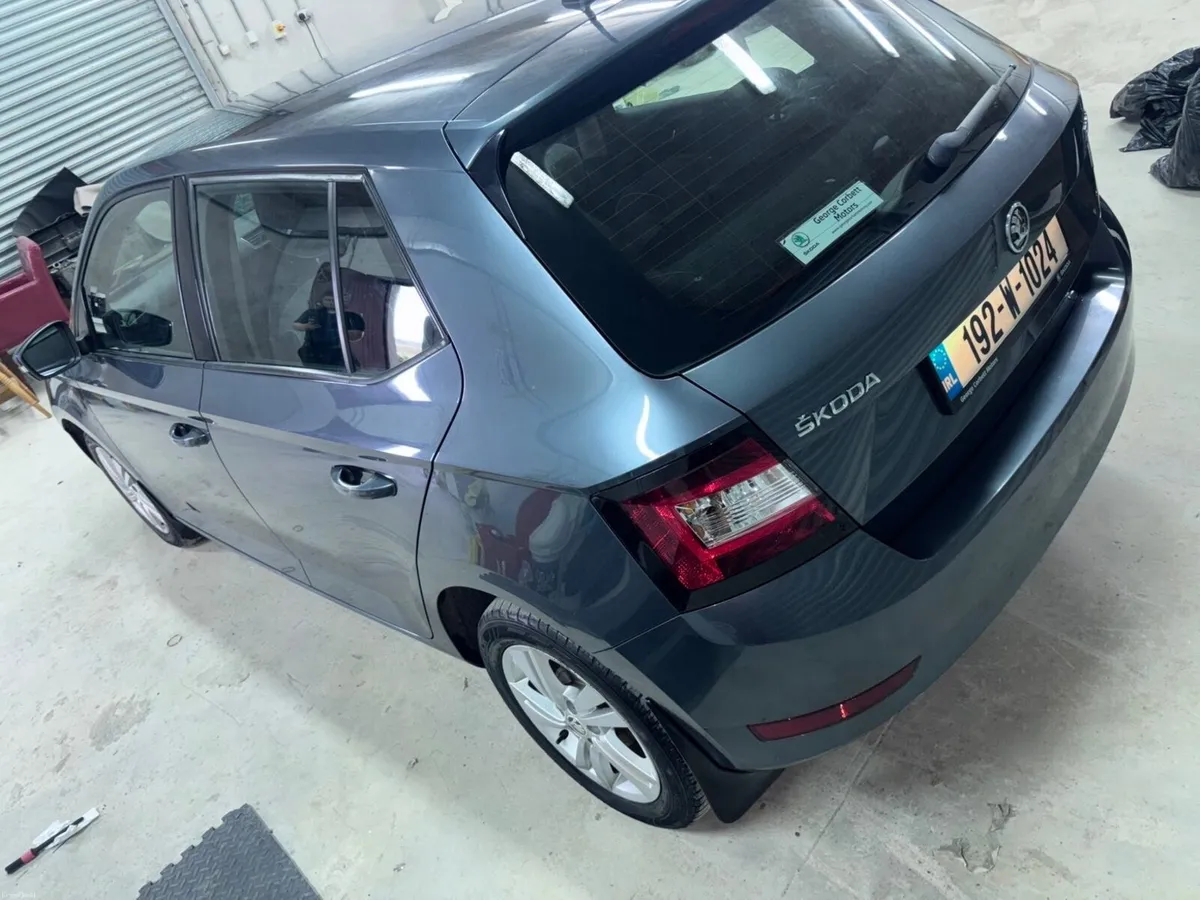 Skoda Fabia 2019 - Image 2