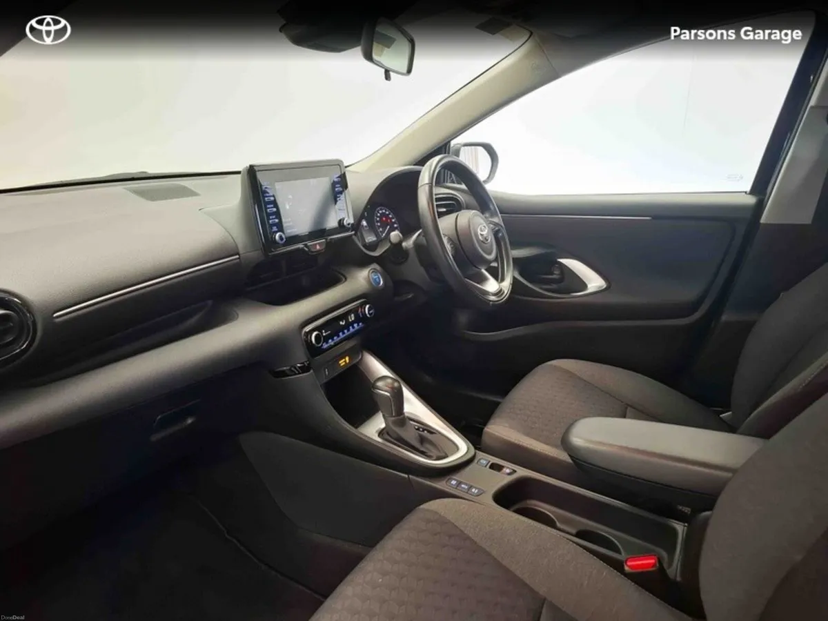 Toyota Yaris Yaris HEV Luna - Image 6