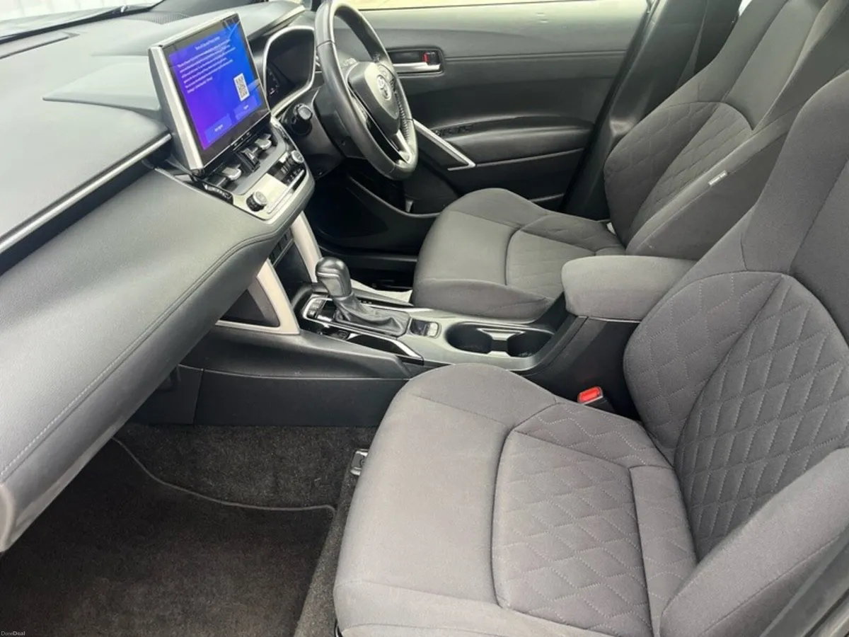 Toyota Corolla Cross CROSS 1.8 LUNA - Image 6