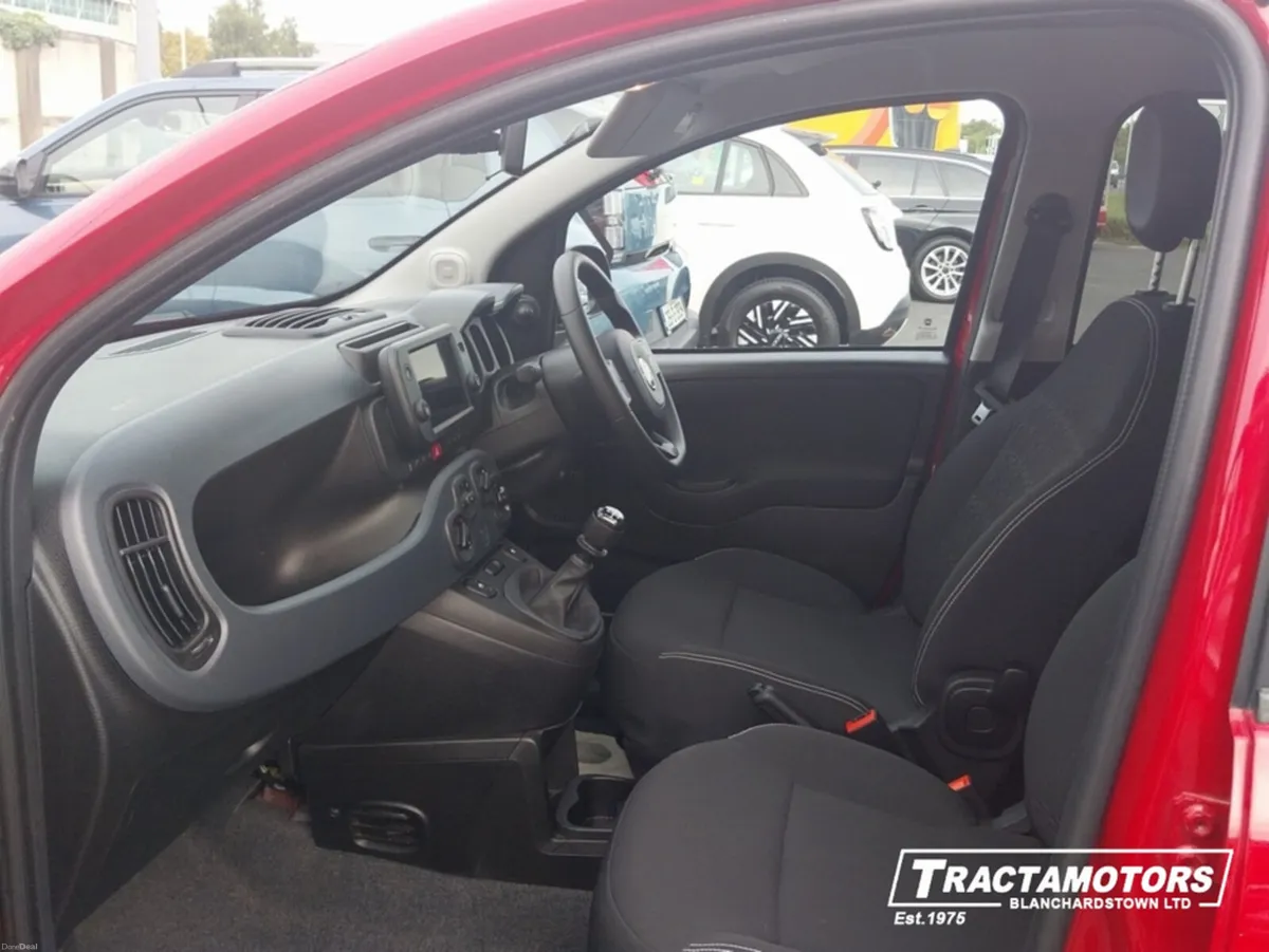 Fiat Panda 1.0 CROSS 5DR - Image 4