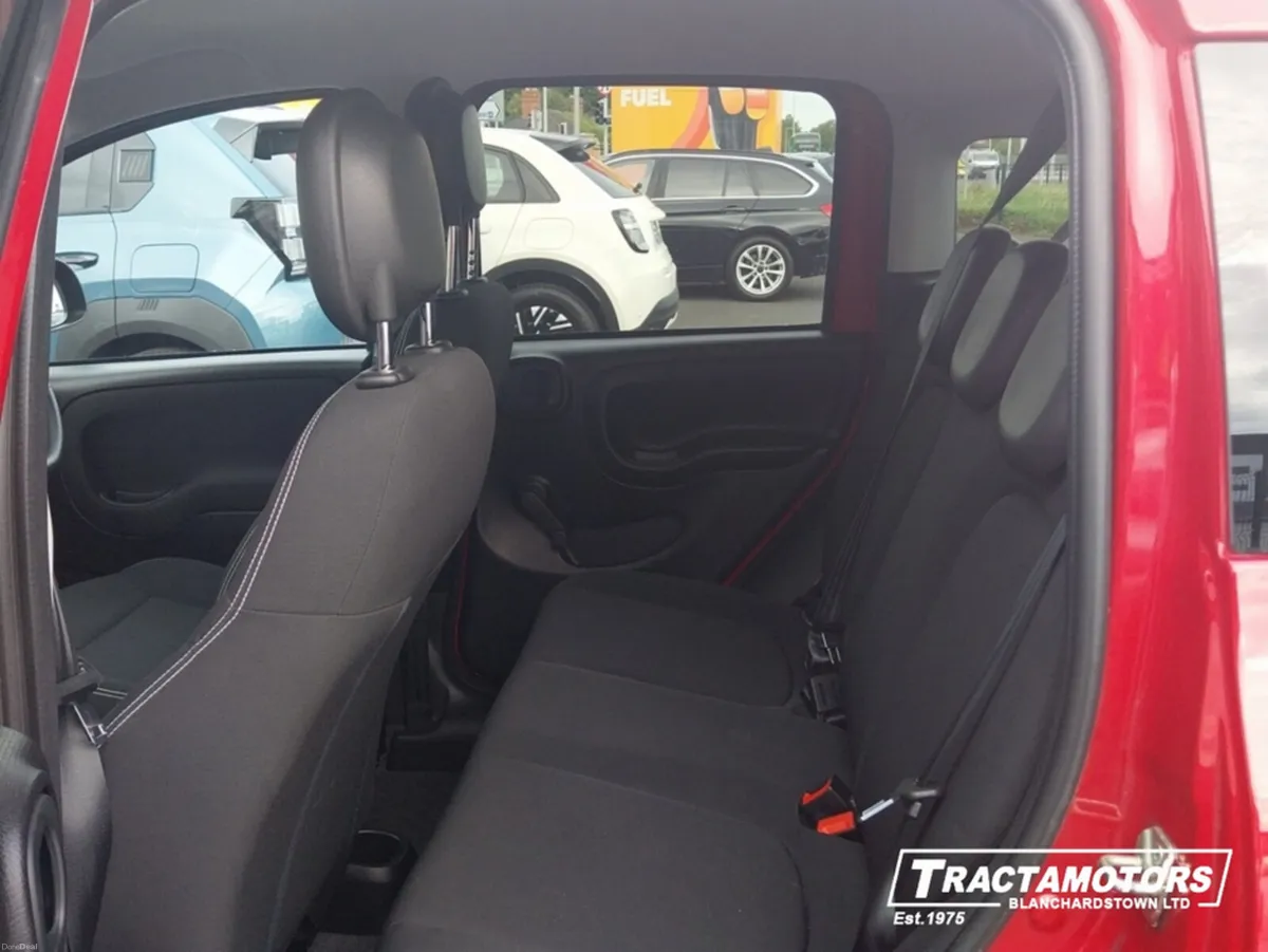 Fiat Panda 1.0 CROSS 5DR - Image 6