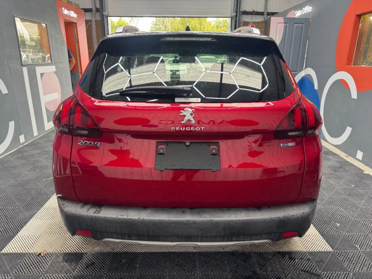 Peugeot 2008 2017 PEUGEOT 2008 ALLURE AUTOMATIC 1. - Image 4