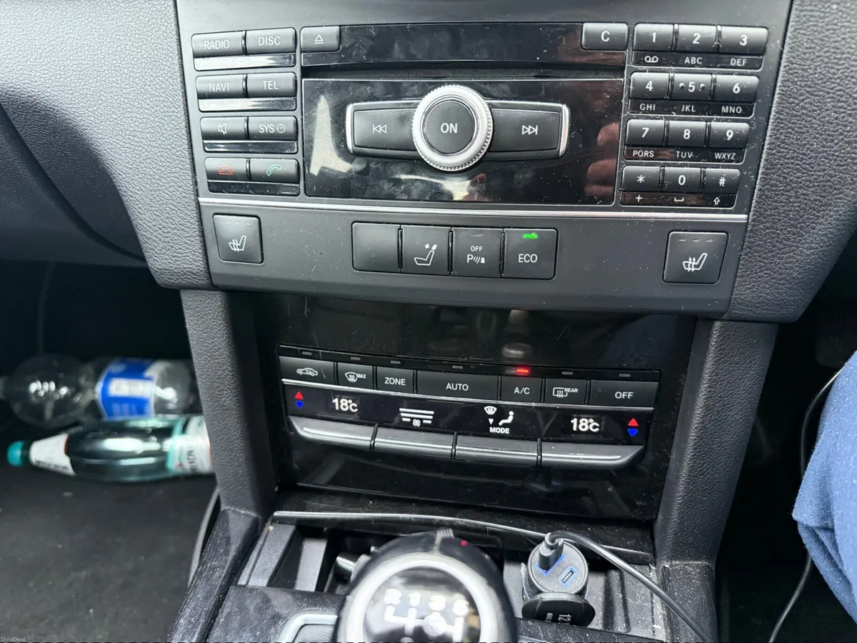 Mercedes-Benz E-Class 2012 - Image 5