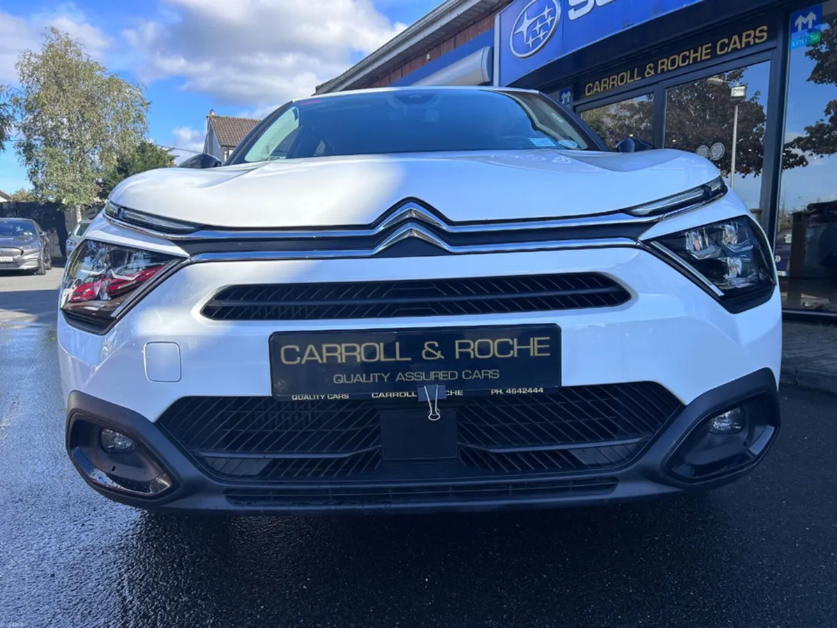 Citroen C4 Feel SUV Style 5-Door Coupe | Superb Va - Image 4