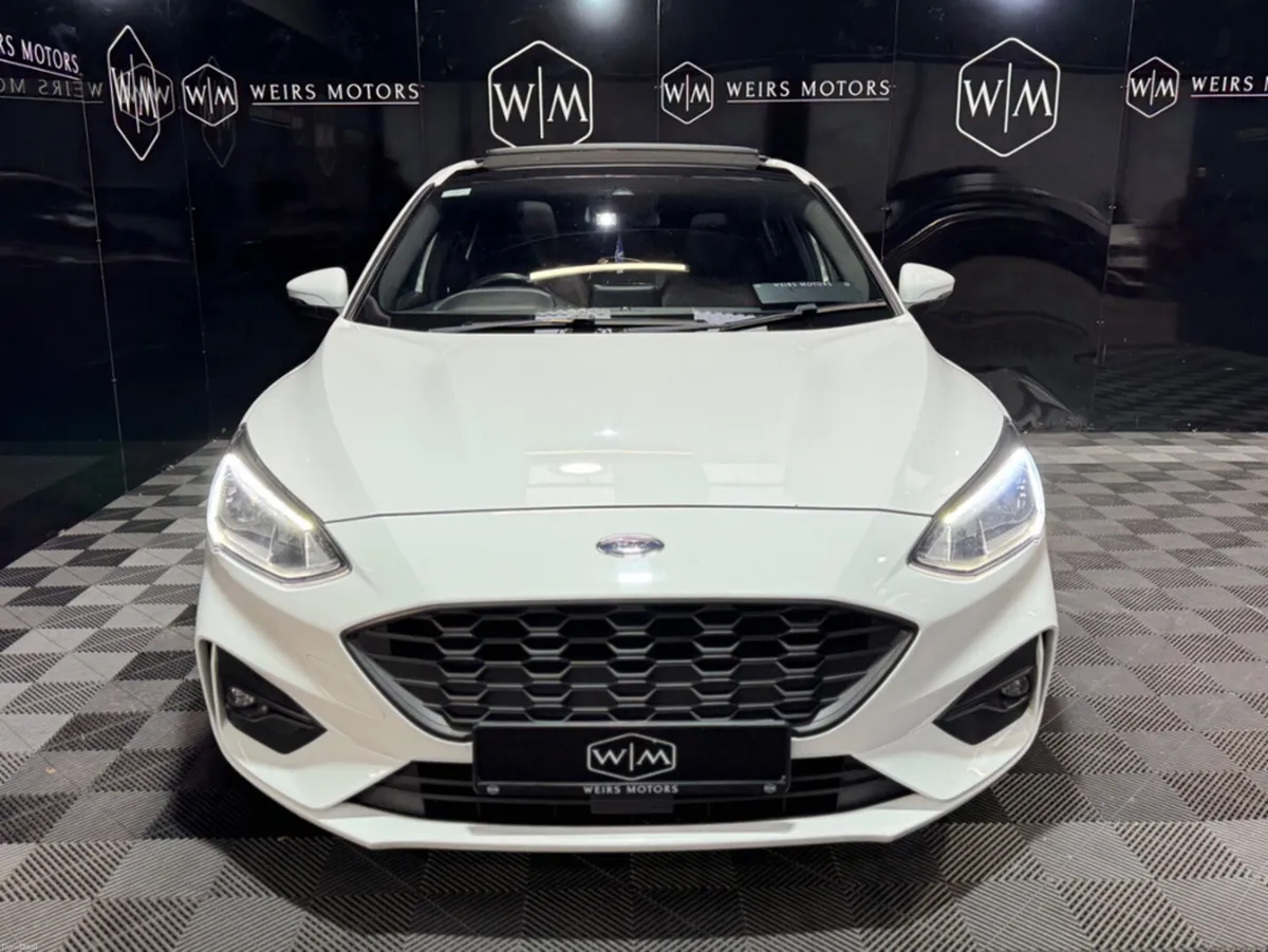 Ford Focus ST-LINE 1.5 TDCI 125PS 6SPEED 5DR - Image 4