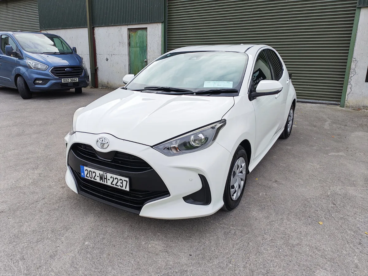 TOYOTA YARIS/202/ AUTO/1.0 PETROL / R. CAMERA - Image 3