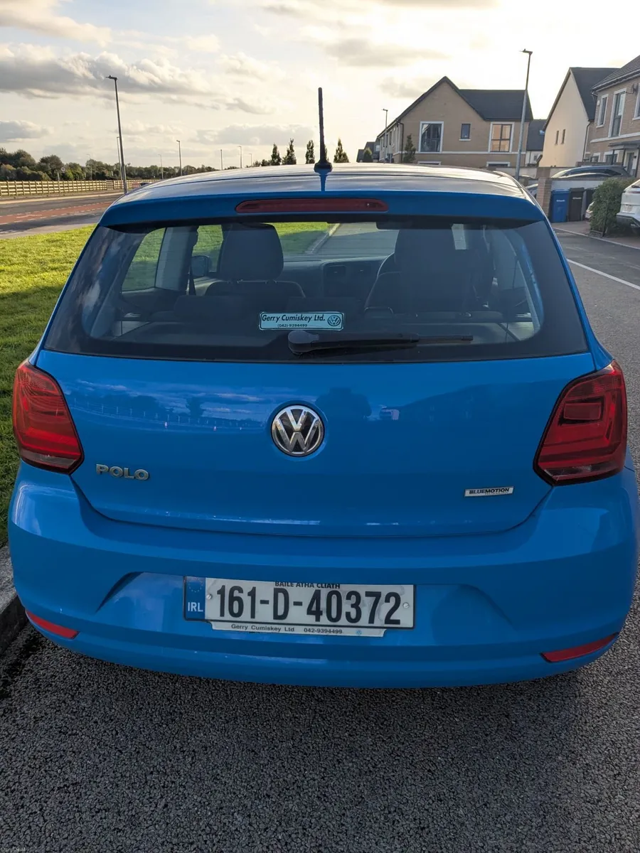 Volkswagen Polo 2016 - Image 2
