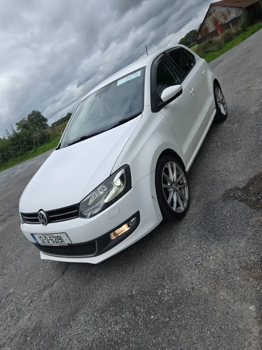 Volkswagen Polo 2012 - Image 2
