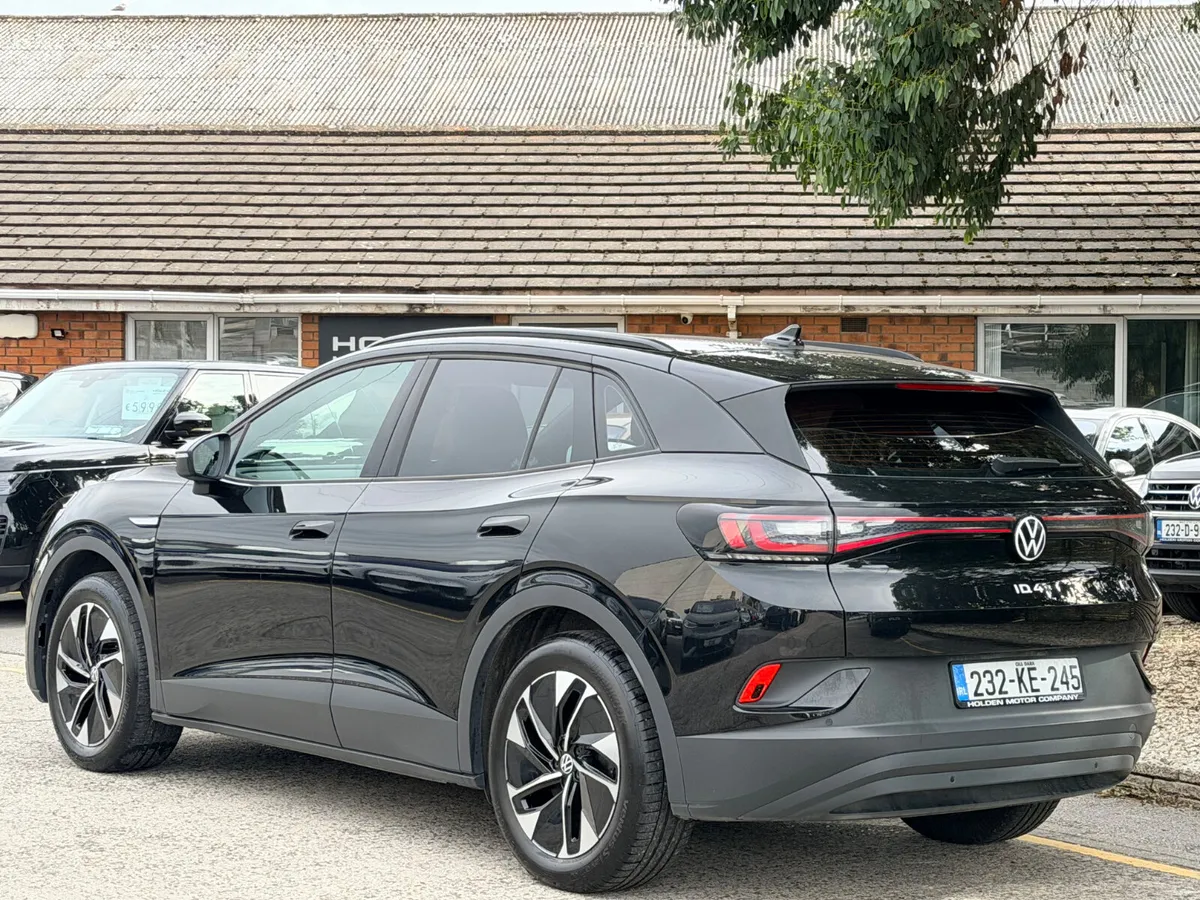 2023 Volkswagen ID.4..LIFE 52 KWH BATTERY..2 KEYS - Image 4