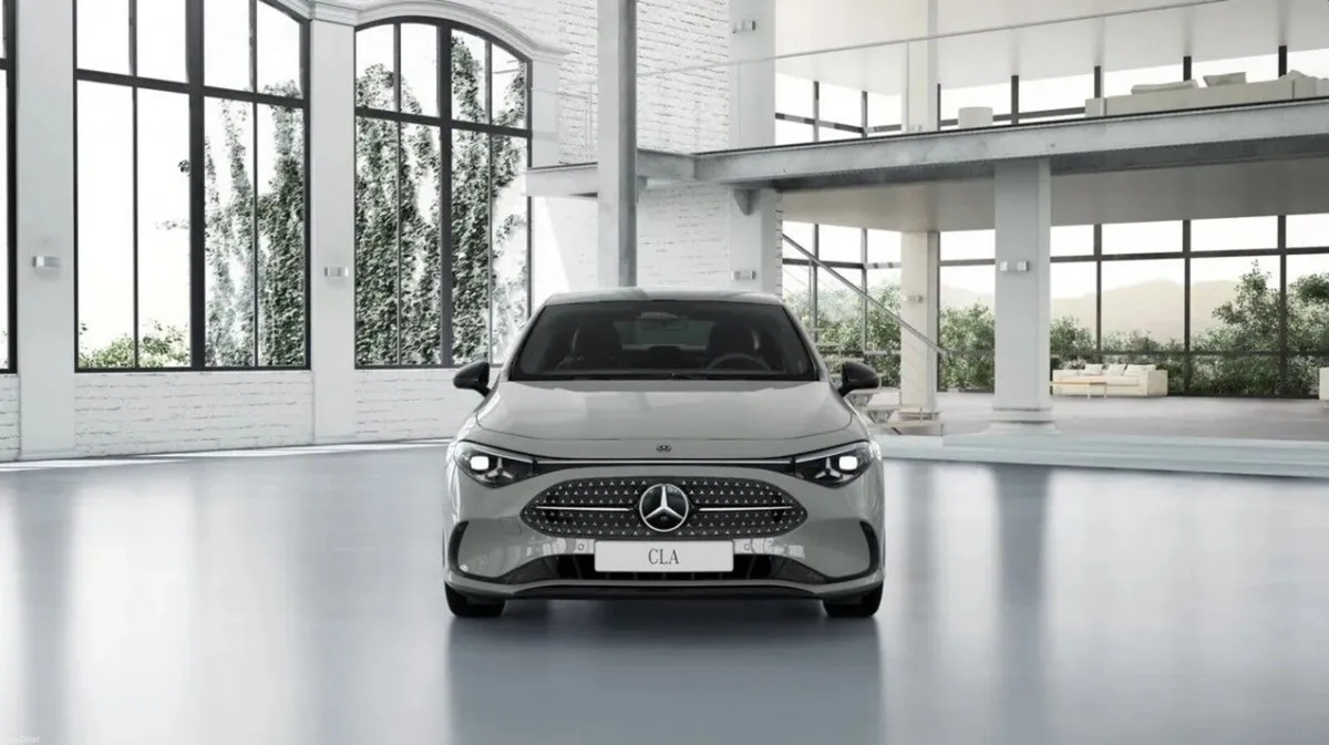 Mercedes-Benz CLA CLA 200 SALOON PROGRESSIVE LINE - Image 3