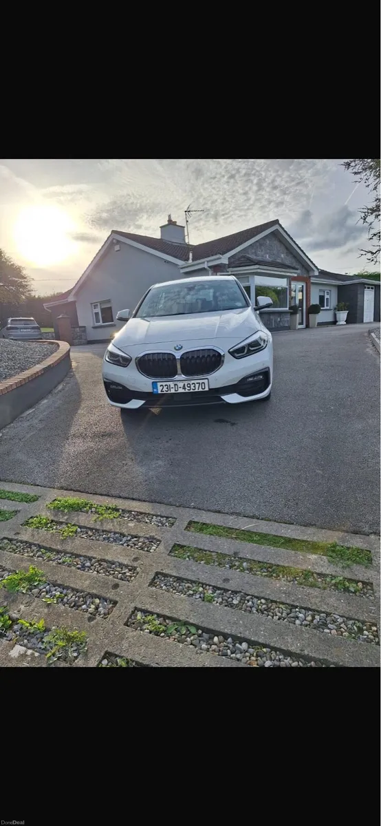 BMW 116 F40 D SPORT 114BHP 5DR AUTO - Image 2