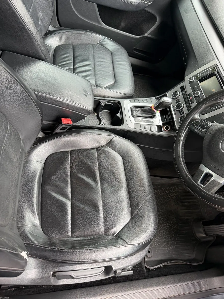 Volkswagen Passat 2.0 diesel automatic - Image 3
