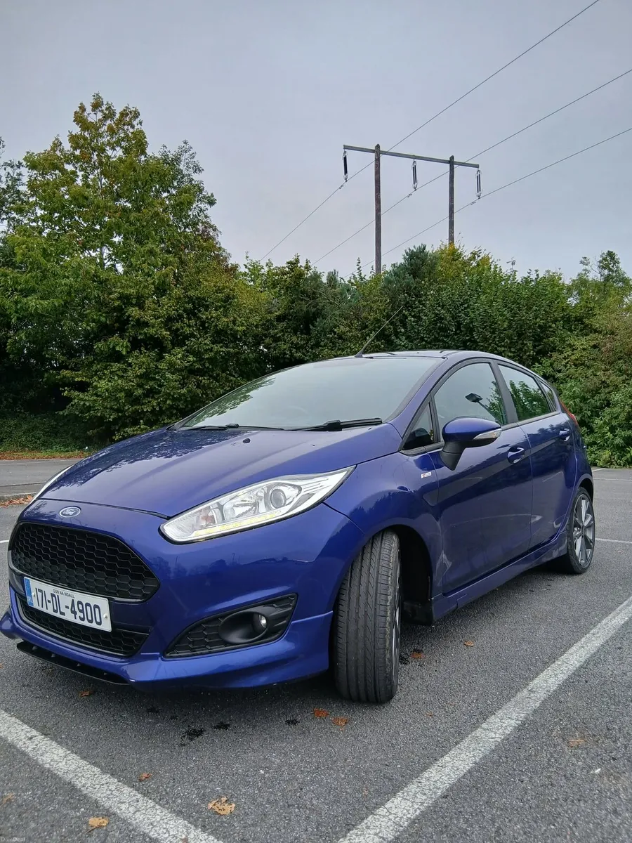 2015 Ford Fiesta ST line nct 06/2027 tax 11/2027 - Image 3