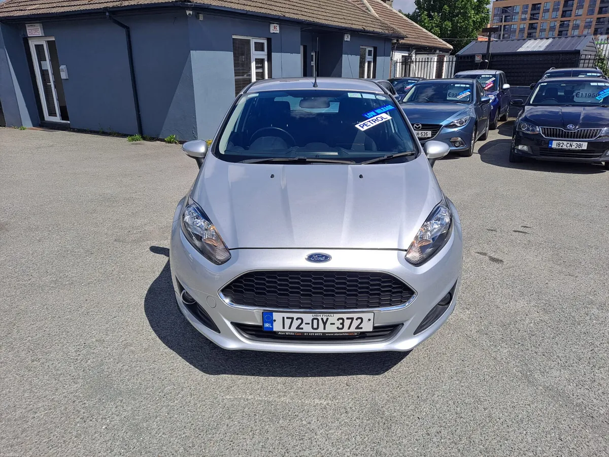 Ford Fiesta 2017 VERY LOW KM's ZETEC 1.25 60PS 5DR - Image 3