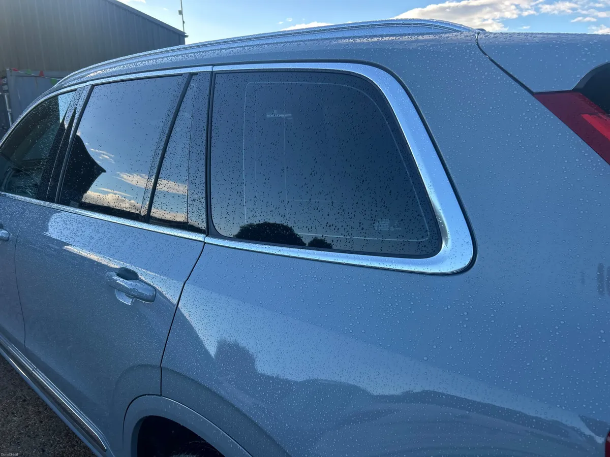 Volvo XC90 CORE T8 - Image 3