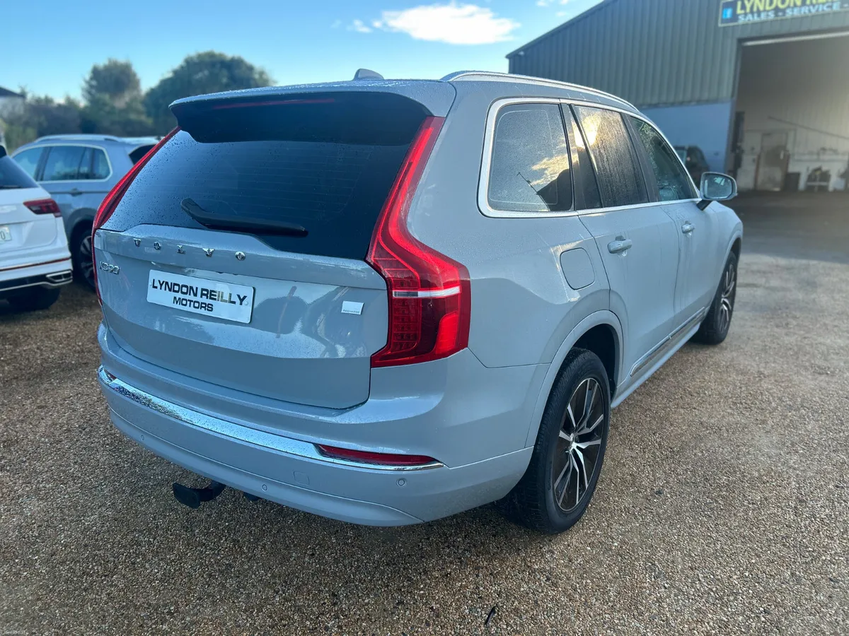 Volvo XC90 CORE T8 - Image 6