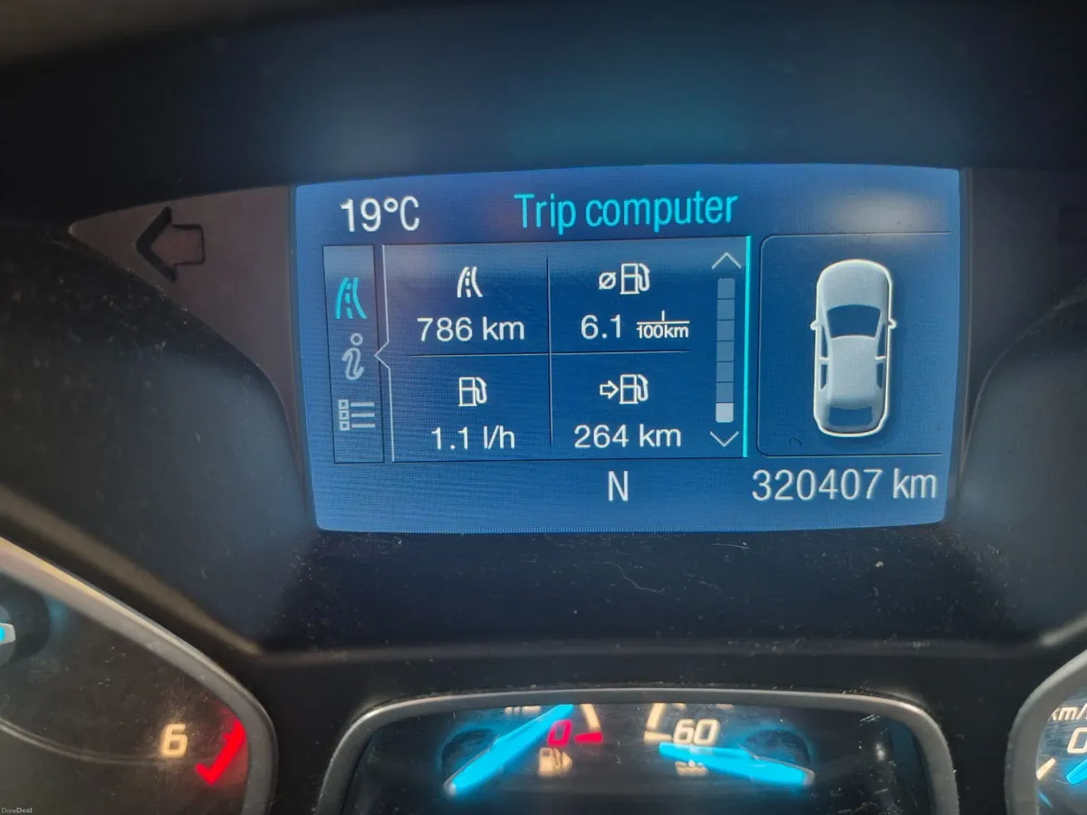 2014 Ford Kuga 2.0 TDCi – Fresh NCT 03/27 – Towbar - Image 4