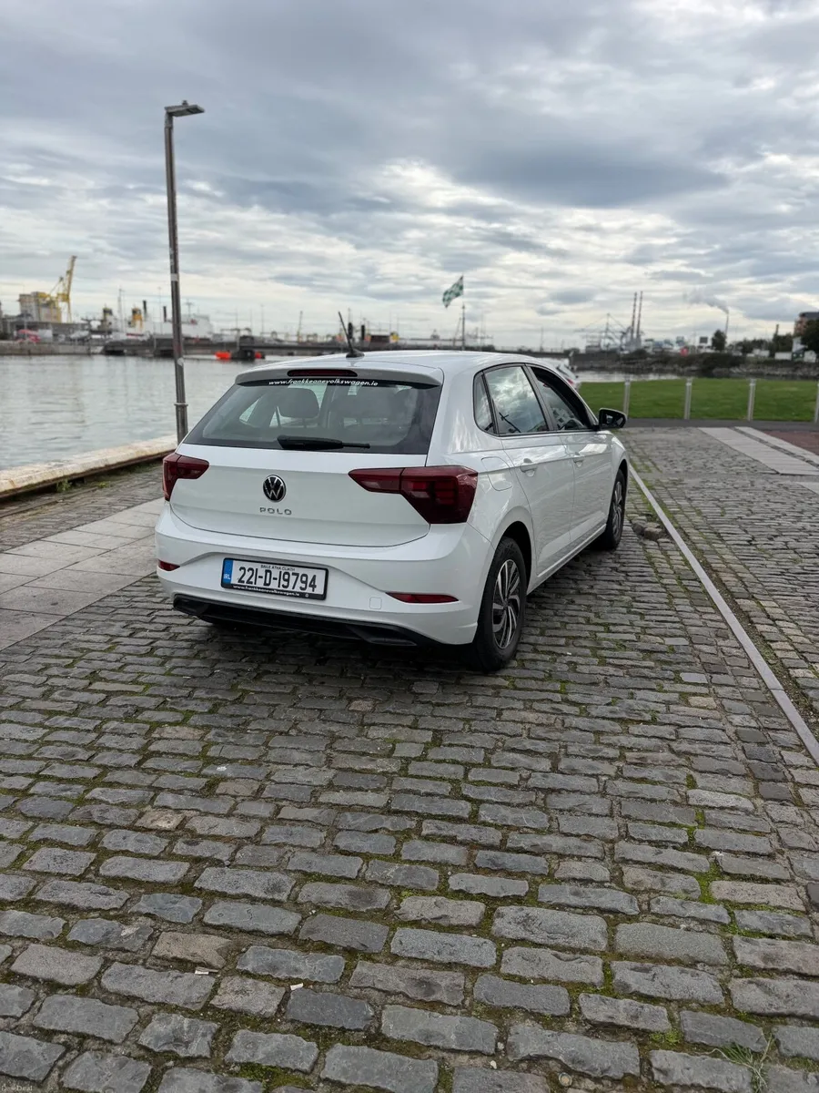 2022 Volkswagen Polo - Image 5