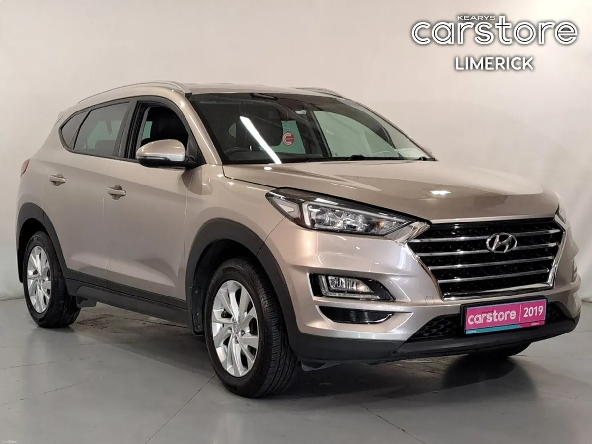 Hyundai Tucson 2WD Executive Petrol - Image 1