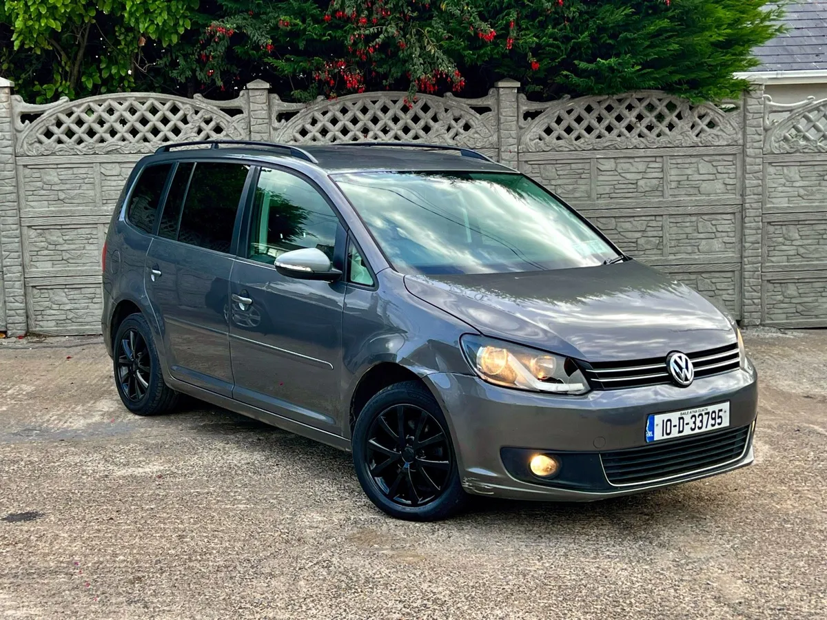 Vw touran 1.6 diesel Bluemotion 2010 - Image 2