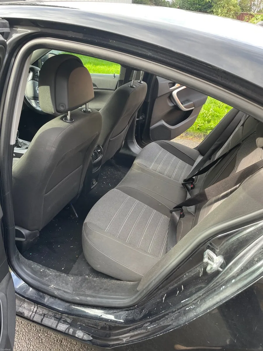 Vauxhall Insignia 2011 Nct / Tax - Image 3