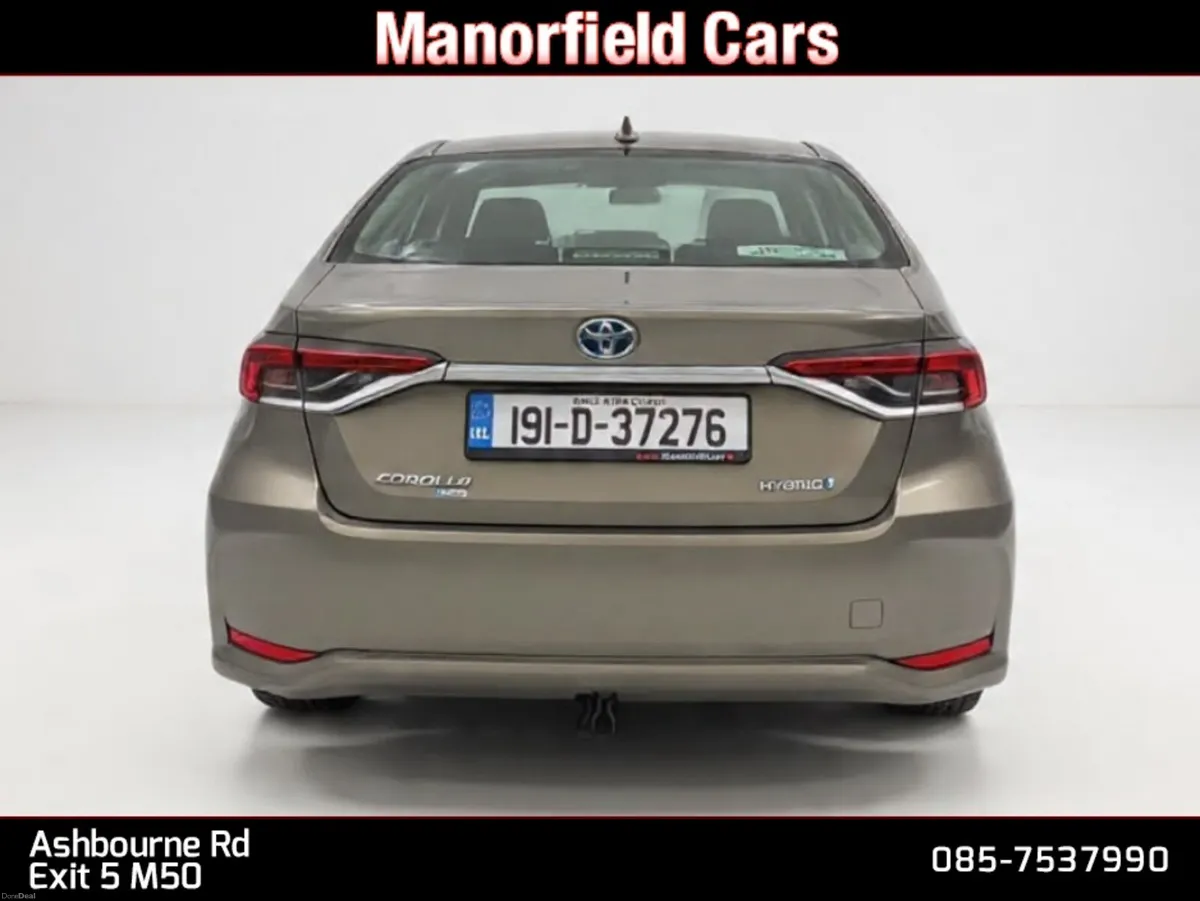 2019 Toyota Corolla Luna 1.8 Petrol Hybrid Auto - Image 5
