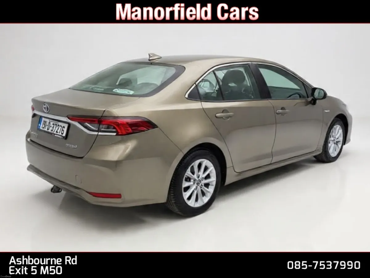2019 Toyota Corolla Luna 1.8 Petrol Hybrid Auto - Image 4