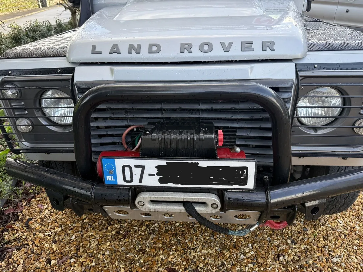 Land Rover Defender 2007 - Image 4