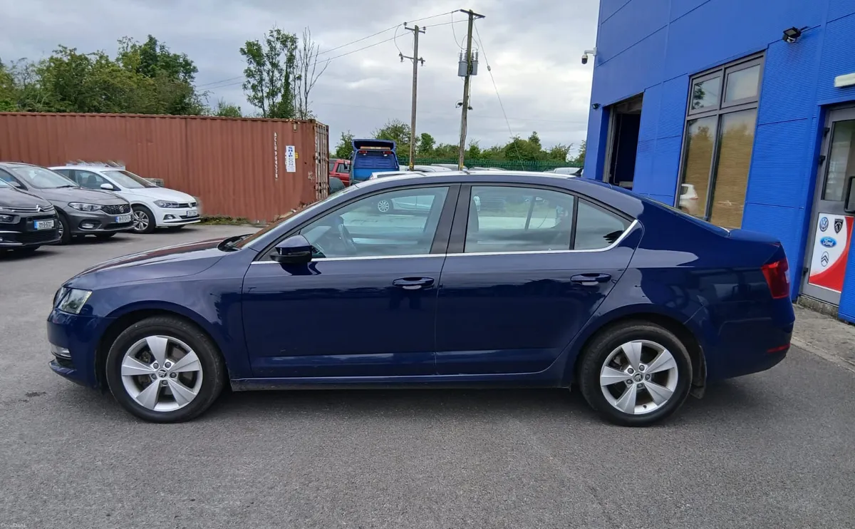 Skoda Octavia 2018 - Image 4