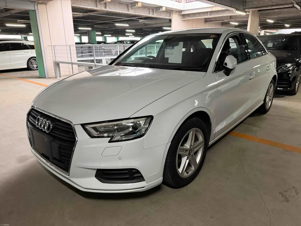 AUDI A3 SALOON 1.4 TFSI AUTO 2018 - Image 3