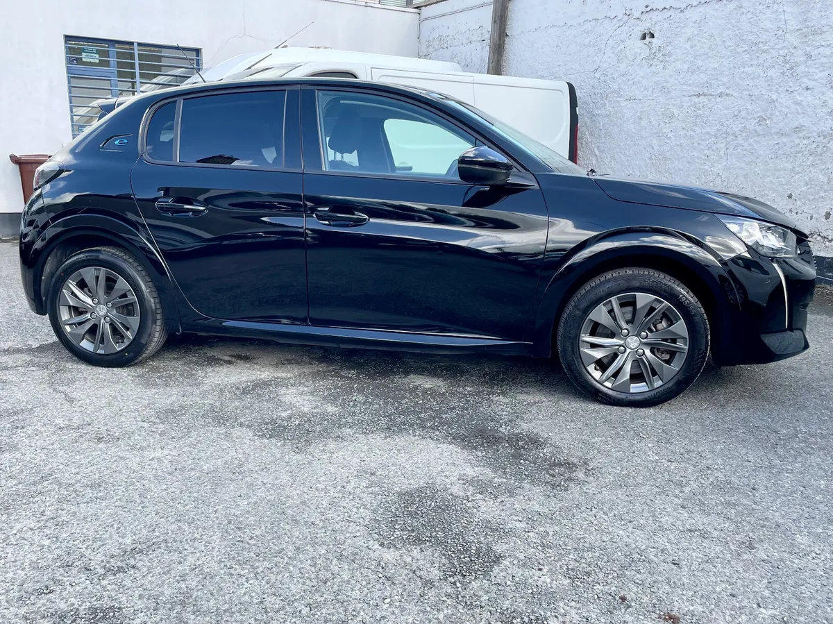 Peugeot E208 Allure 50KWH Fully Electric Auto,2023 - Image 2