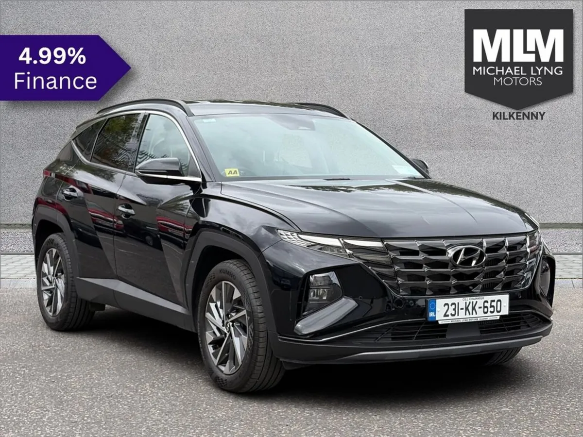 Hyundai Tucson ix35 Executive Plus 5DR - Image 1