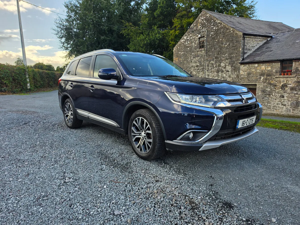 Mitsubishi Outlander 2016 ( new NCT today ) - Image 1