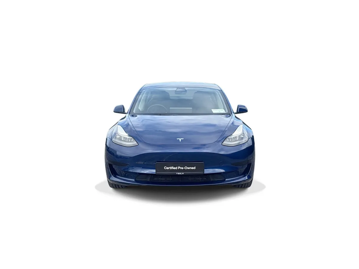Tesla Model 3 2023 - Image 2