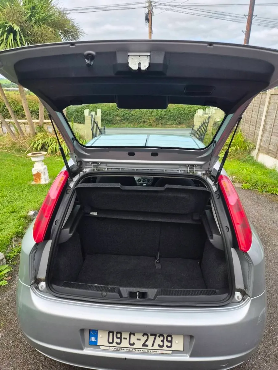 Fiat Punto 2009 - Image 5