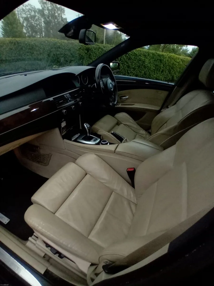 BMW 5-Series 2008 - Image 4