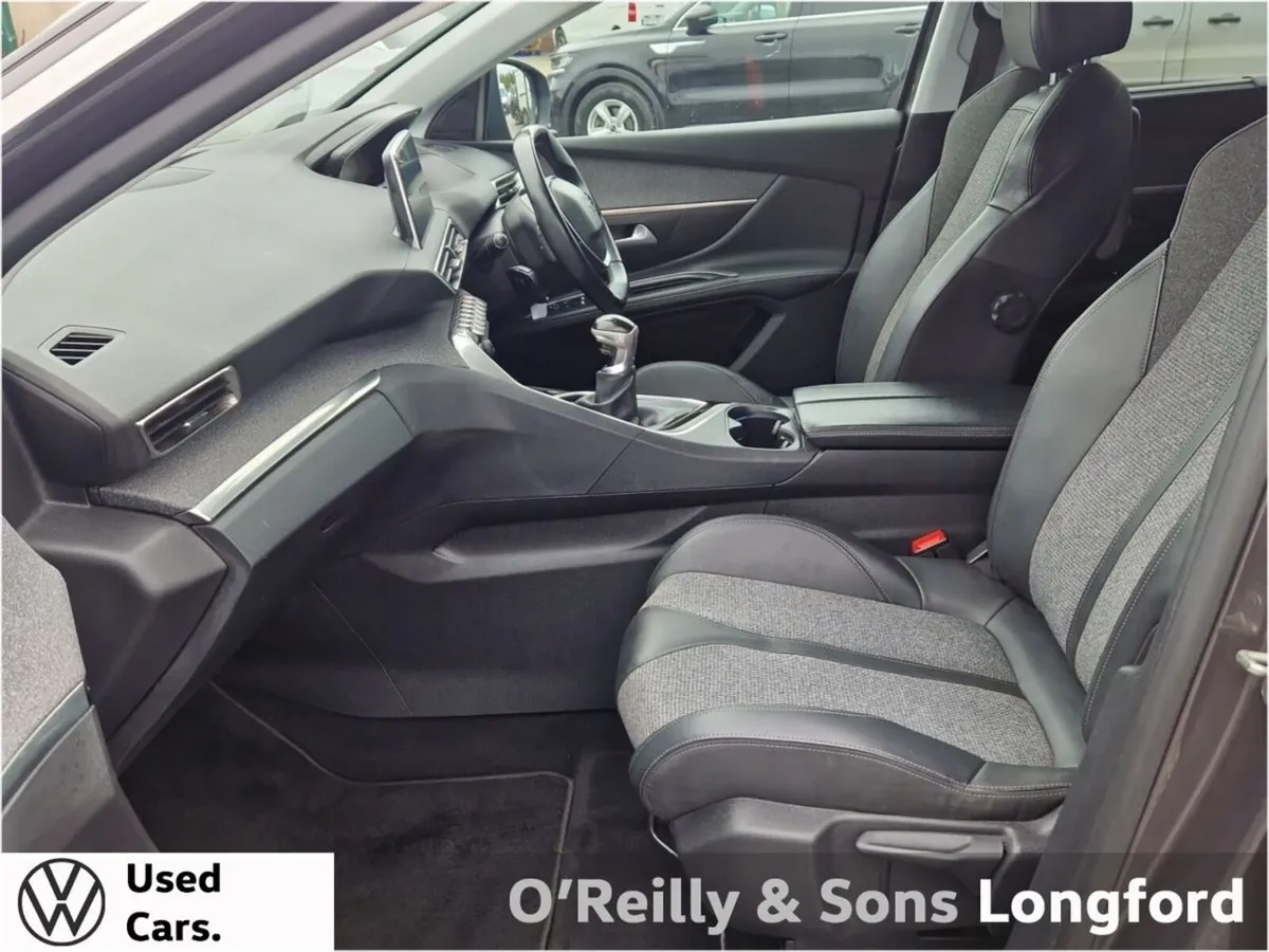 Peugeot 5008 0% HP 1.5 BlueHDi Allure 7 Seater - Image 4