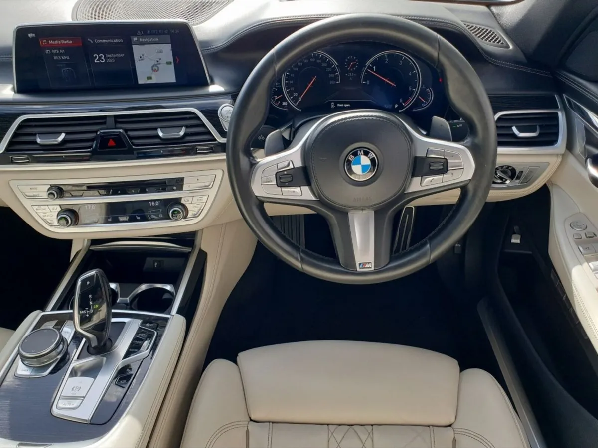 BMW 7-Series 730 M SPORT - Image 5