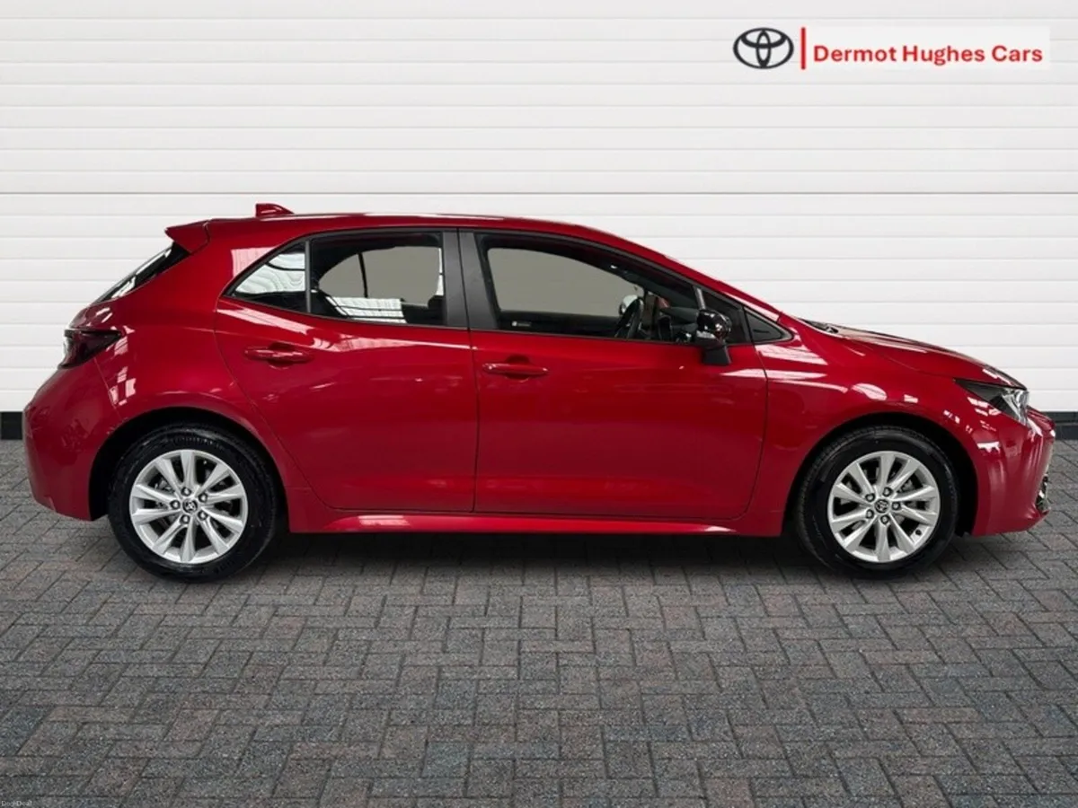 Toyota Corolla HB LUNA HYBRID AUTO - Image 3