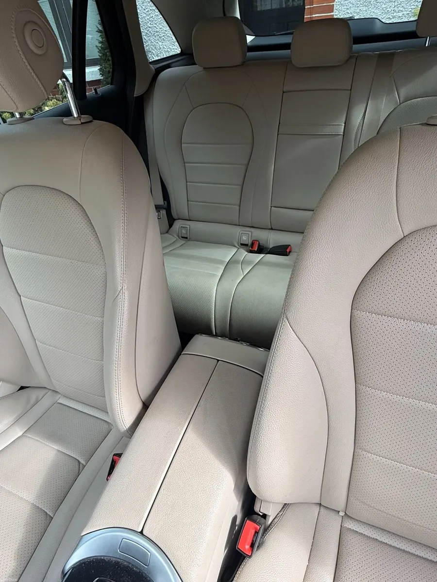 Mercedes-Benz GLC 2016 - Image 5
