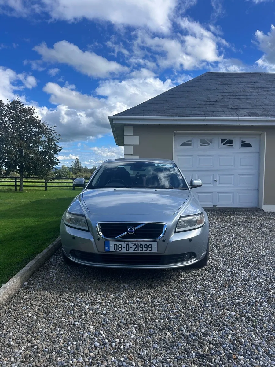 Volvo S40 - Image 2