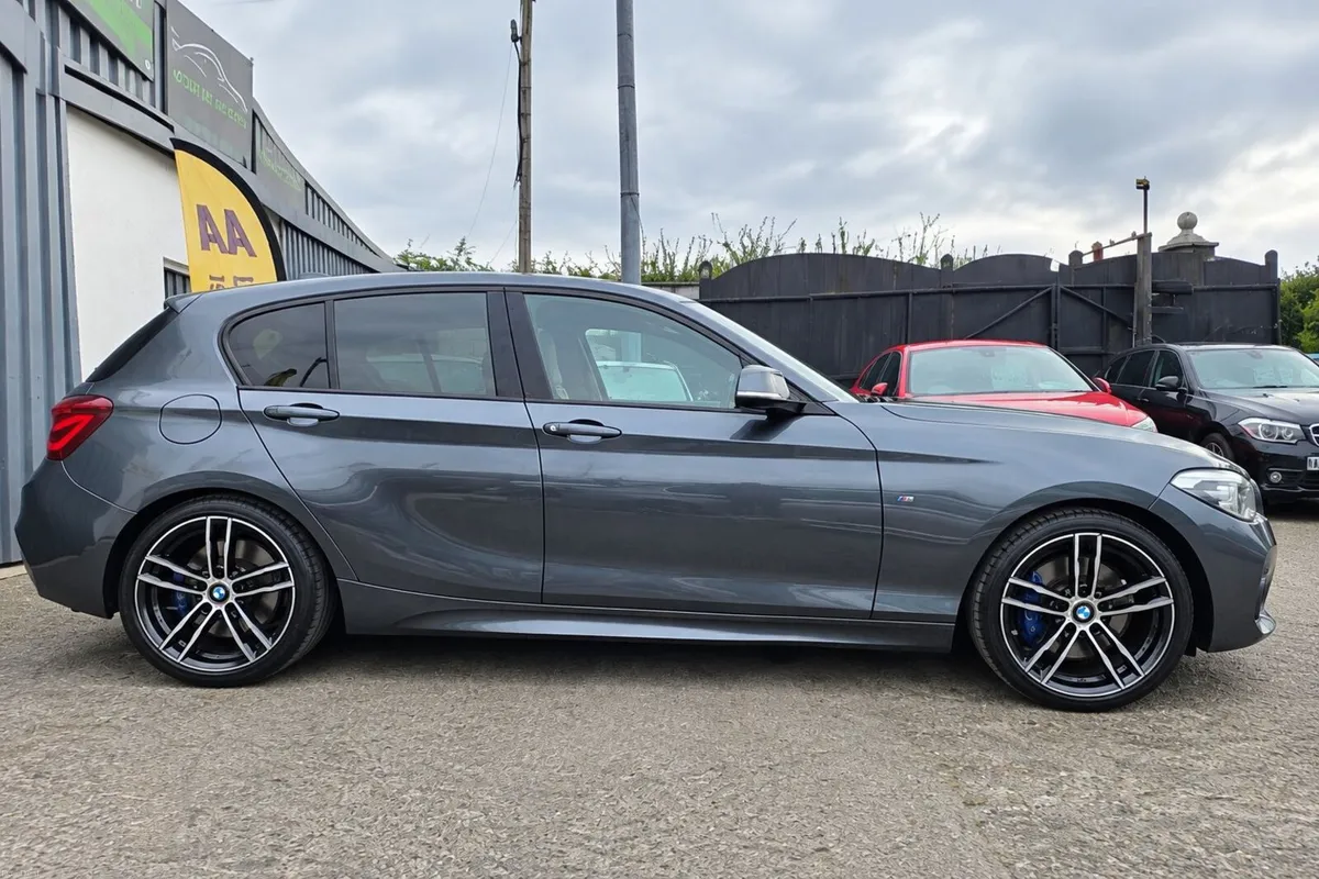 BMW 1-Series 2018 - Image 2