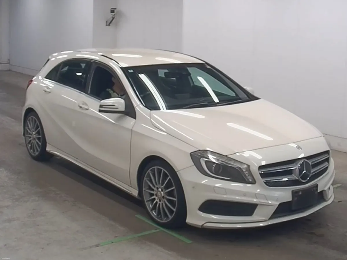 MERCEDES BENZ A180 AMG LINE AUTO 2014 - Image 1