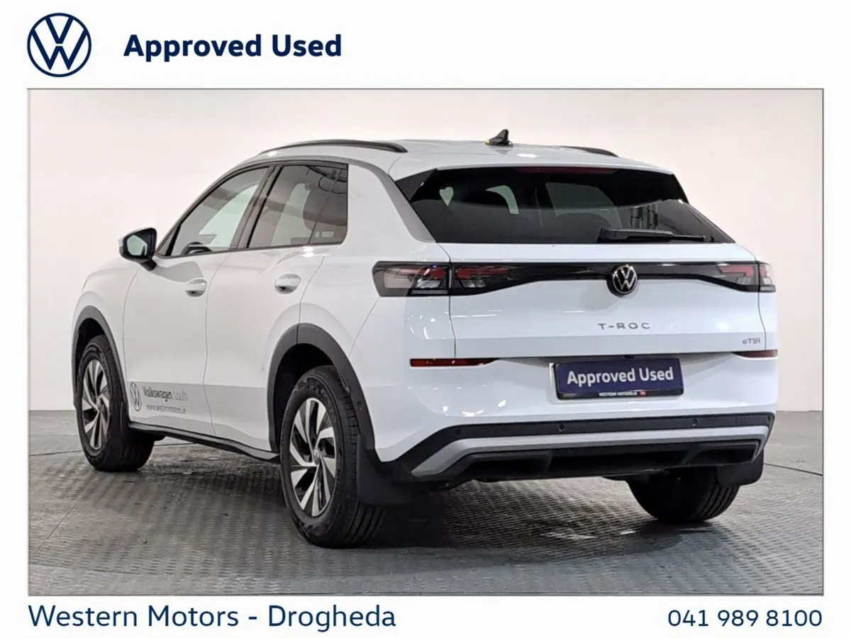 Volkswagen T-Roc LIFE 1.5TSI 116HP MHEV *Pre Reg S - Image 3