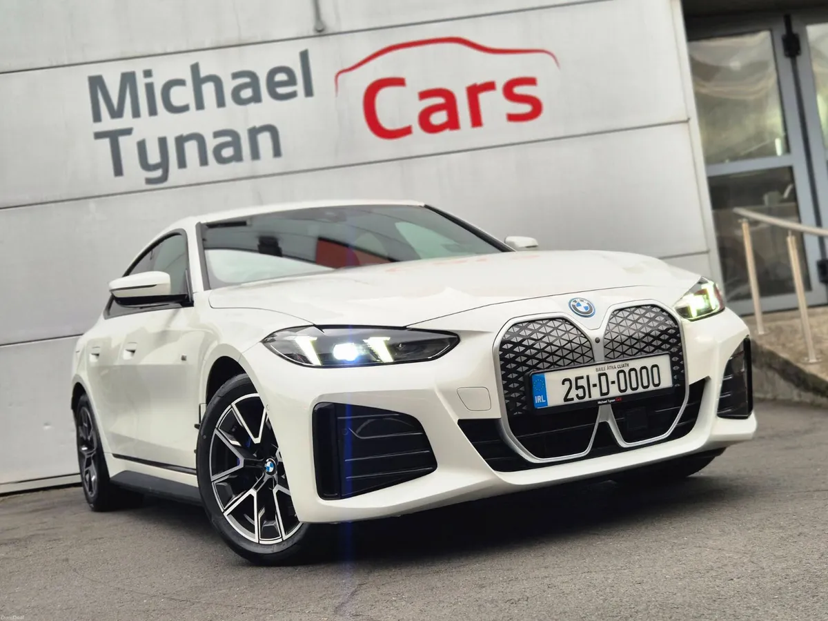 2025 BMW i4 35 M Sport, CarPlay, 360 Camera - Image 4