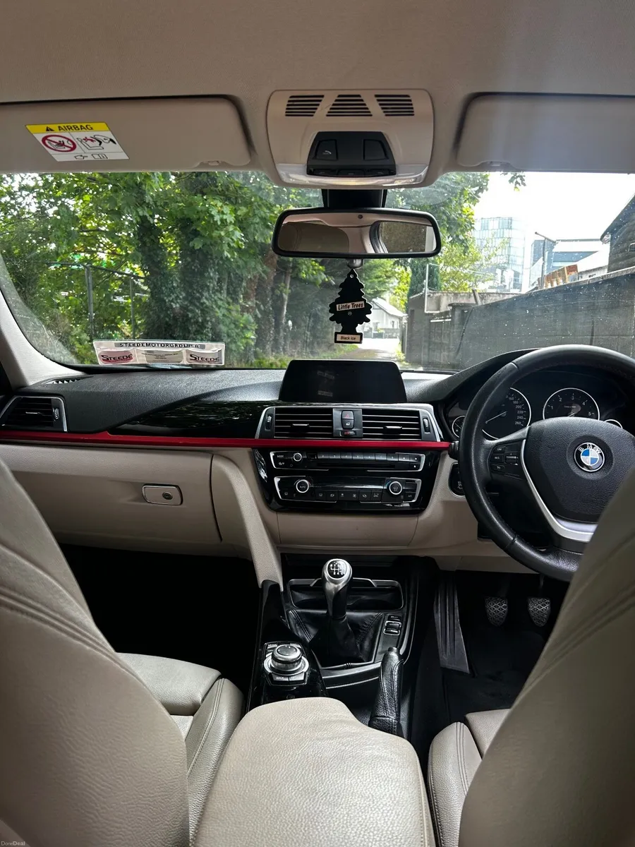 BMW 3-Series 2016 - Image 5