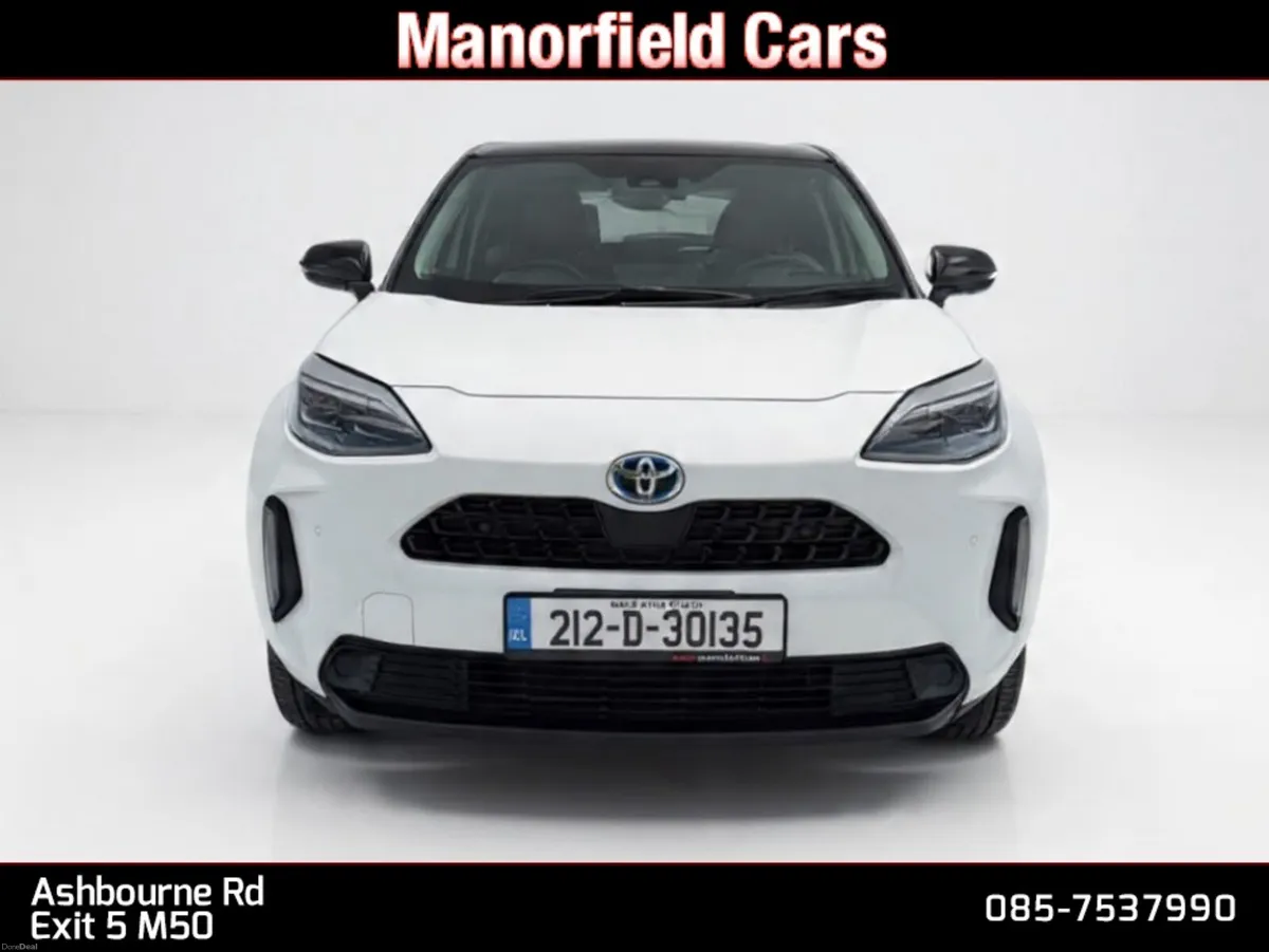 2021 212 Toyota Yaris Cross Hybrid Auto SUV - Image 2