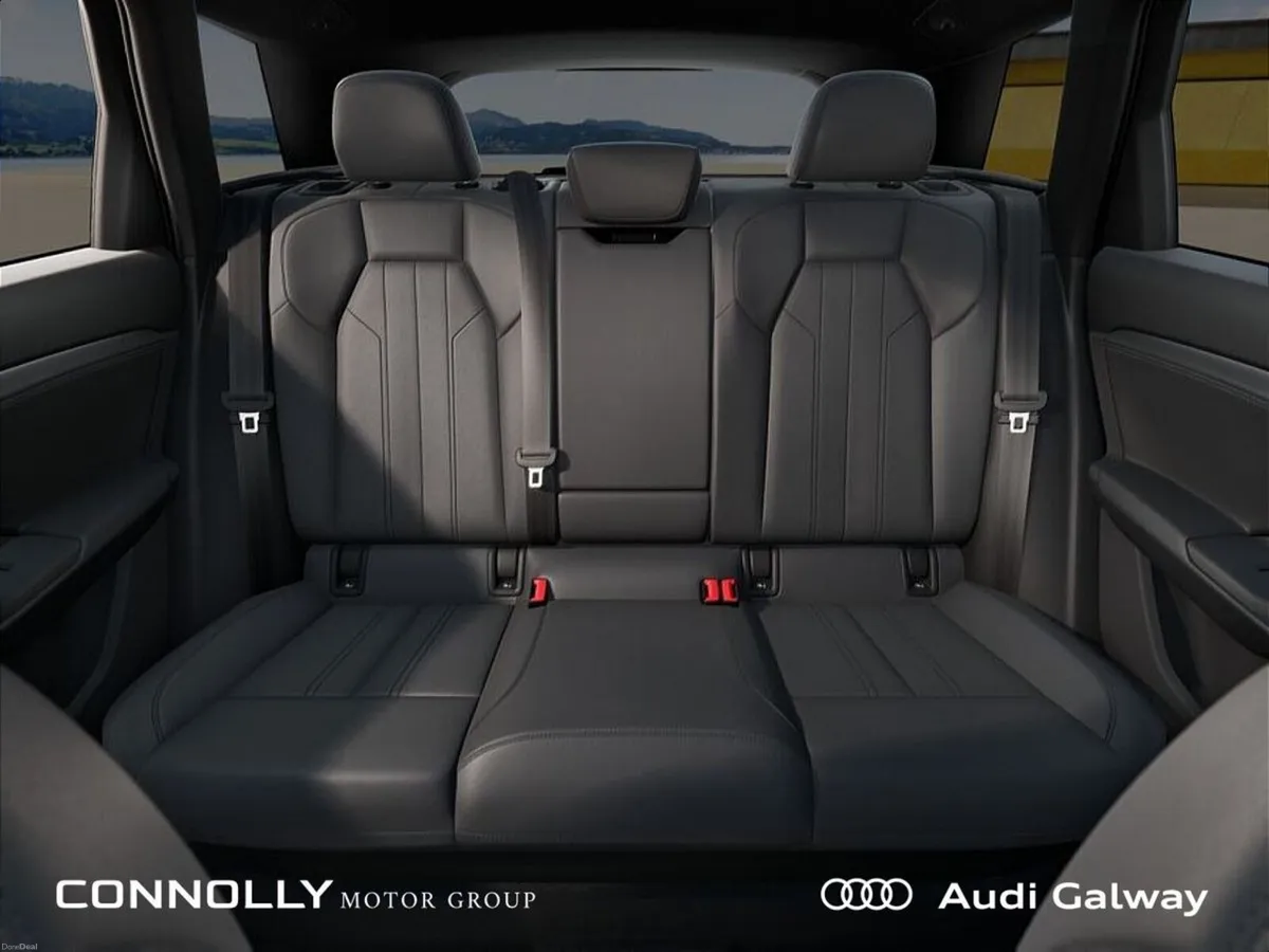 Audi Q6 e-tron PERFORMANCE S-LINE 545KM ~BLACK EXT - Image 6
