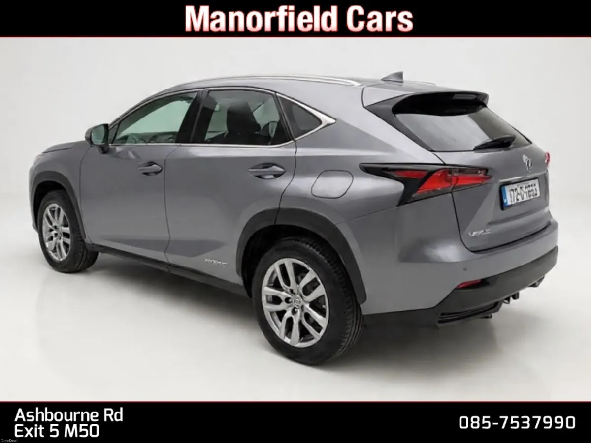 2017 Lexus NX300h AWD EXECUTIVE ONE OWNER LOW KM'S - Image 6