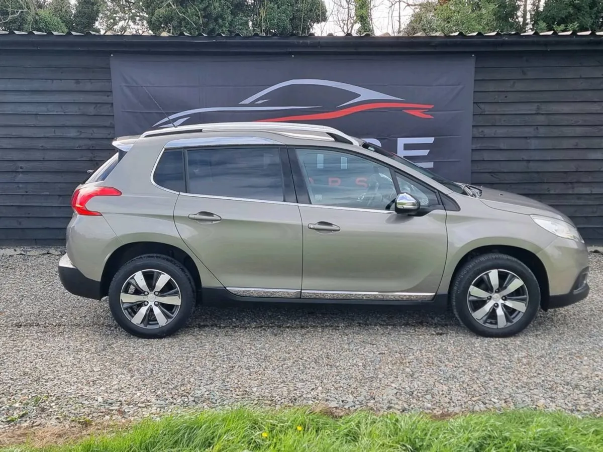 PEUGEOT 2008 - Image 6